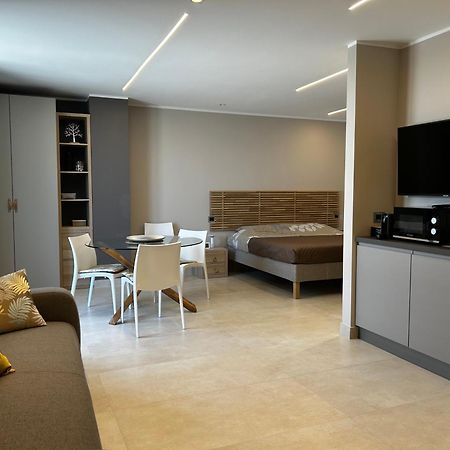 Апартаменти R39 Attic With Terrace And Private Parking Мілан Екстер'єр фото