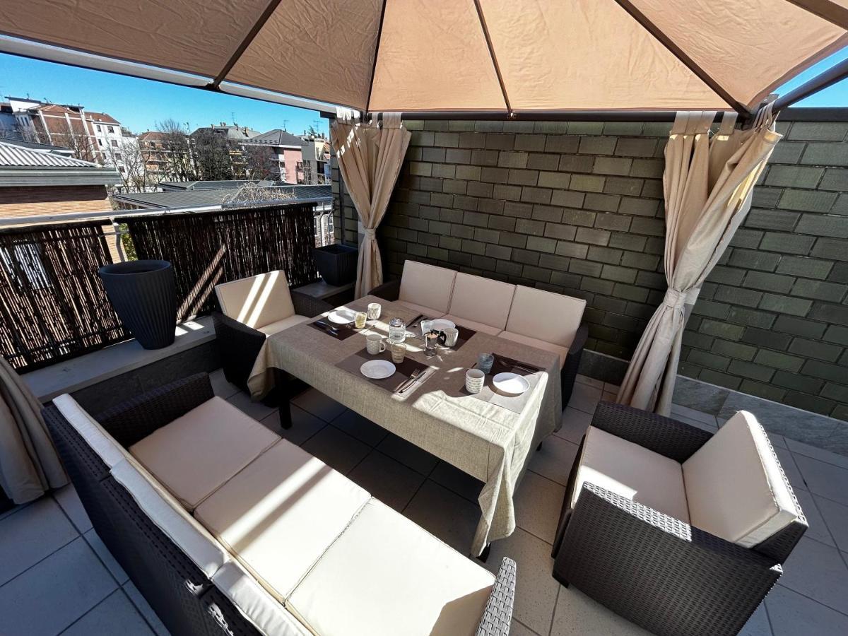 Апартаменти R39 Attic With Terrace And Private Parking Мілан Екстер'єр фото