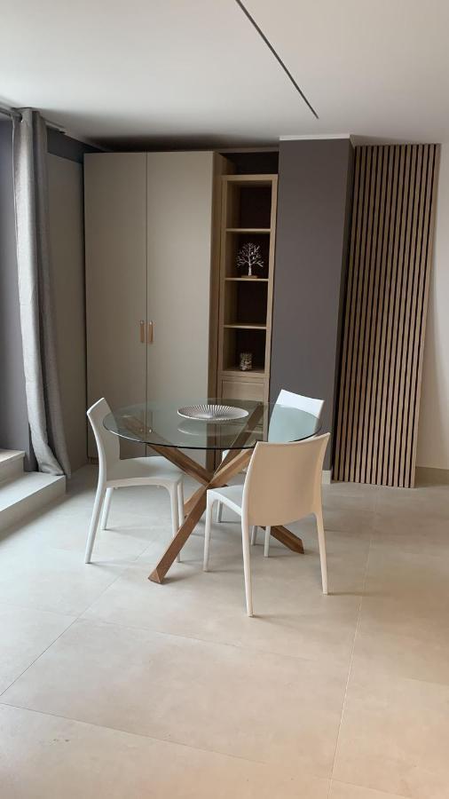 Апартаменти R39 Attic With Terrace And Private Parking Мілан Екстер'єр фото