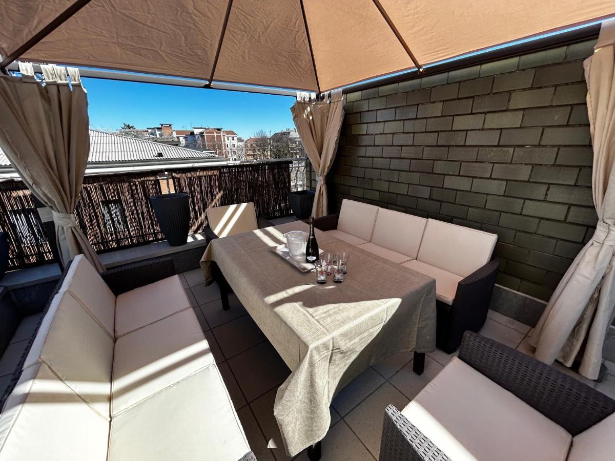 Апартаменти R39 Attic With Terrace And Private Parking Мілан Екстер'єр фото